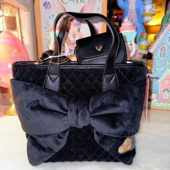Juicy Couture Elegant Black Quilted Bow Tote Bag